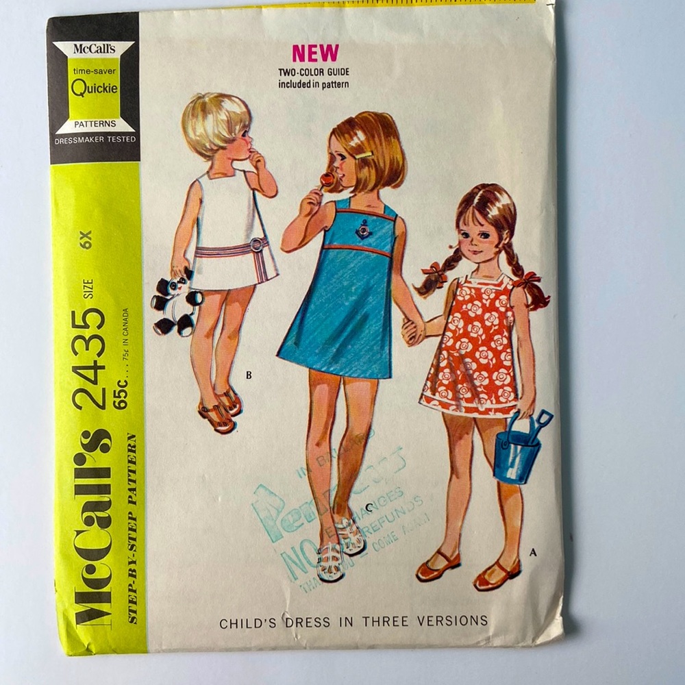 Vintage sewing pattern. From 1970. Uncut and in great condition.